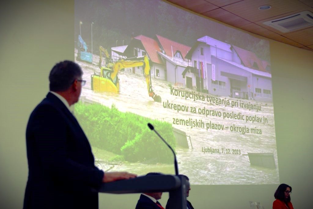 Okrogla miza o korupciji in revizija poslov družbe DARS