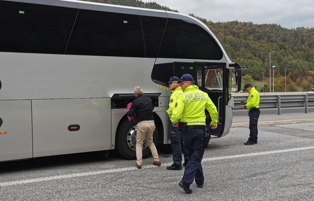 V enem samem dnevu so iz prometa izločili kar 6 avtobusov 