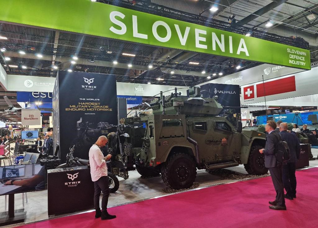 Slovenska podjetja na sejmih Eurosatory in Eurobike