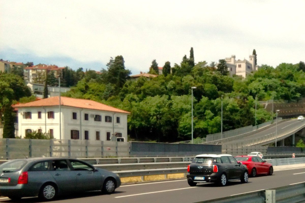 Vročinski val, netočne napovedi in opozorila inšpekcije 