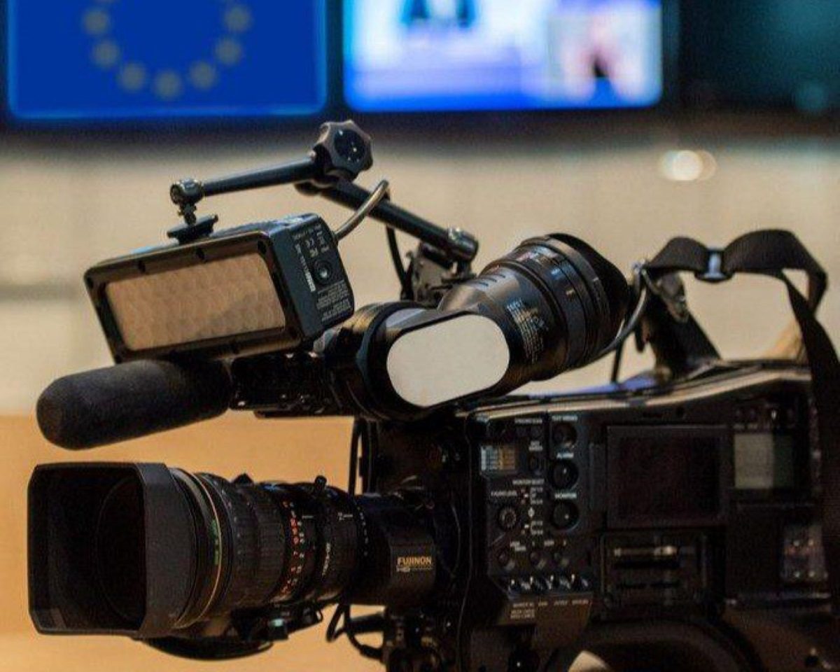 Zakon o svobodi medijev prihaja v veljavo po vsej EU