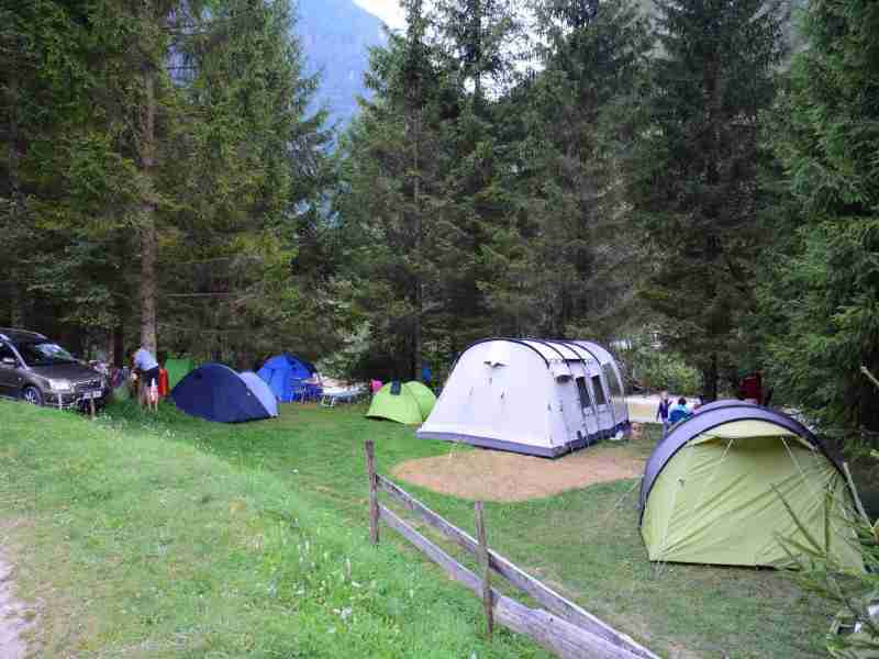Počutite se doma v objemu gora v dolina Soče kampu 1 dolina soce kamp