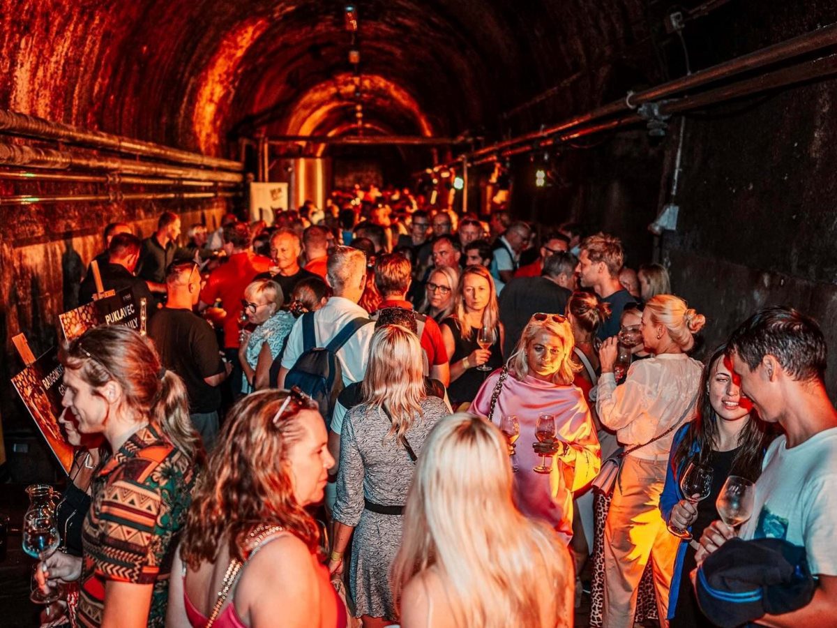 Ogrevanje za Martinovanje v Mariboru se je že začelo 