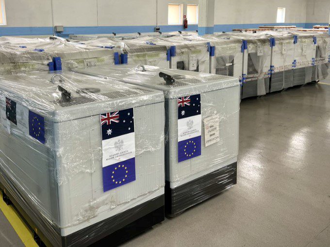 Ukrajina ostaja brez elektrike, EU ji pomaga na vse načine 