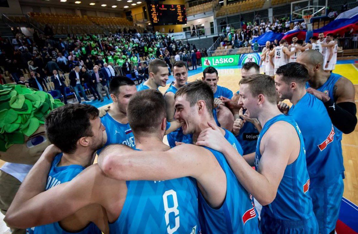 Selektorjev seznam za dvojni obračun košarkarjev s Češko 