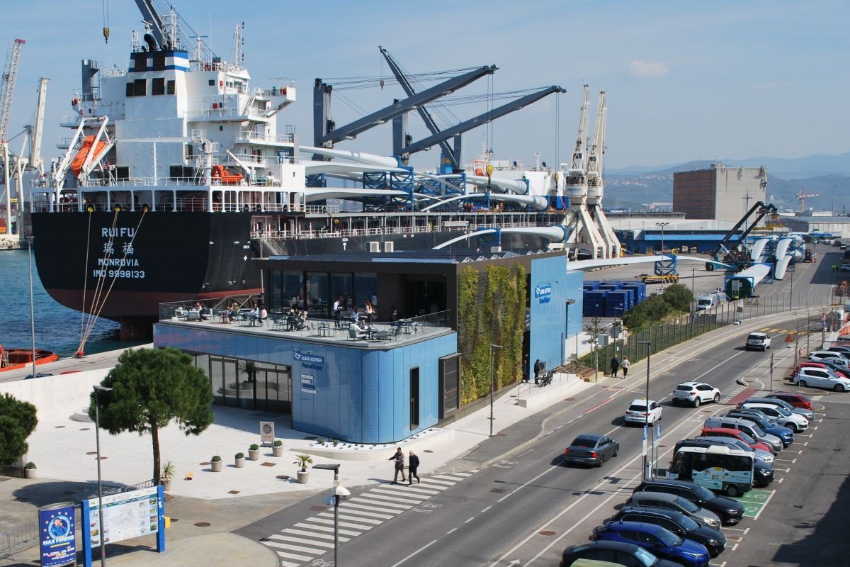 Dnevi Latinske Amerike in Karibov za več gospodarskih poslov