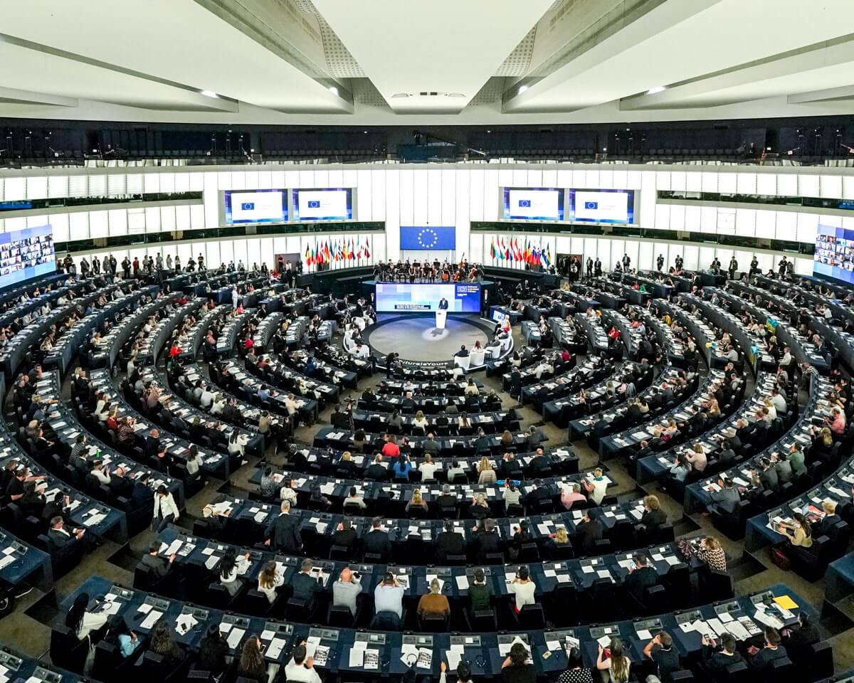 Evropski parlament o dolgoročnem proračunu EU 2028-34