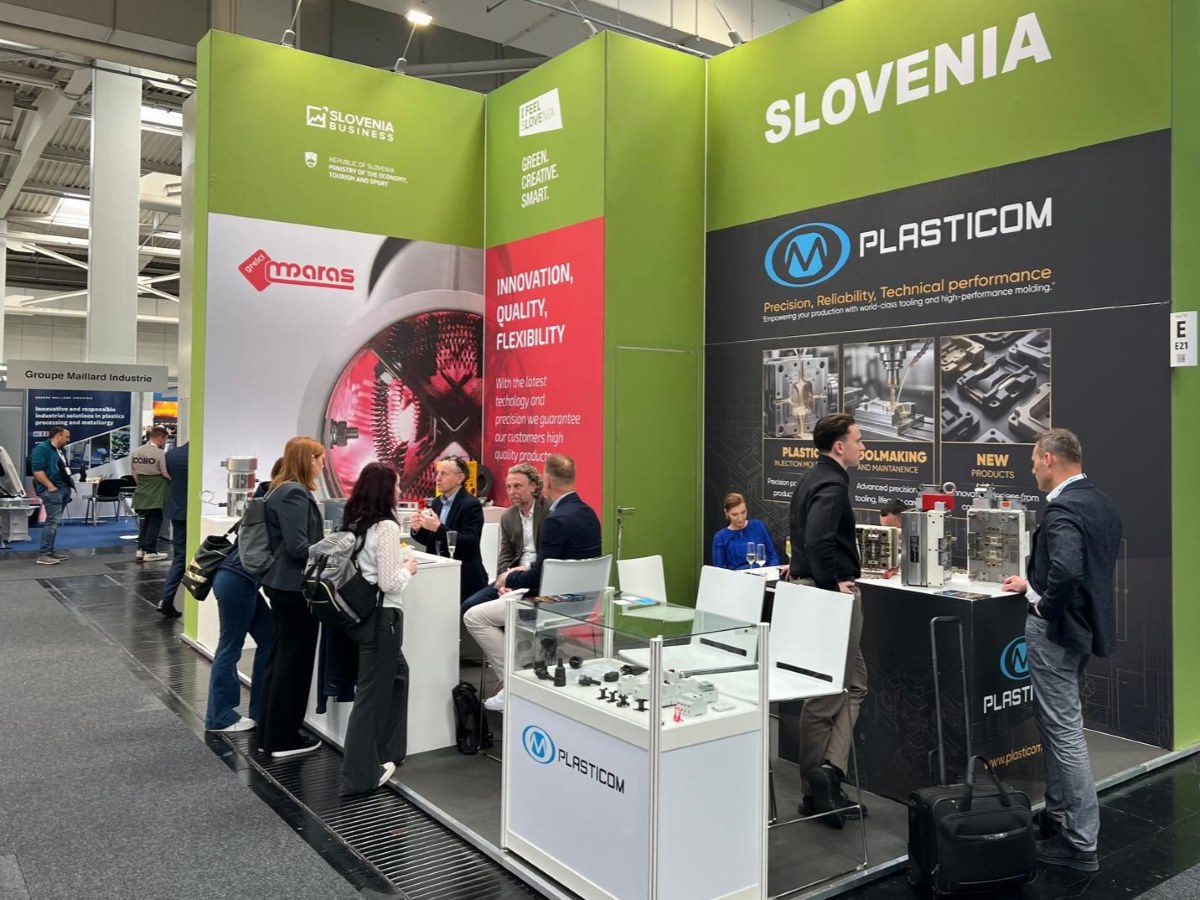 Na sejmu v Hannrovru o Umetni inteligenci v proizvodnji