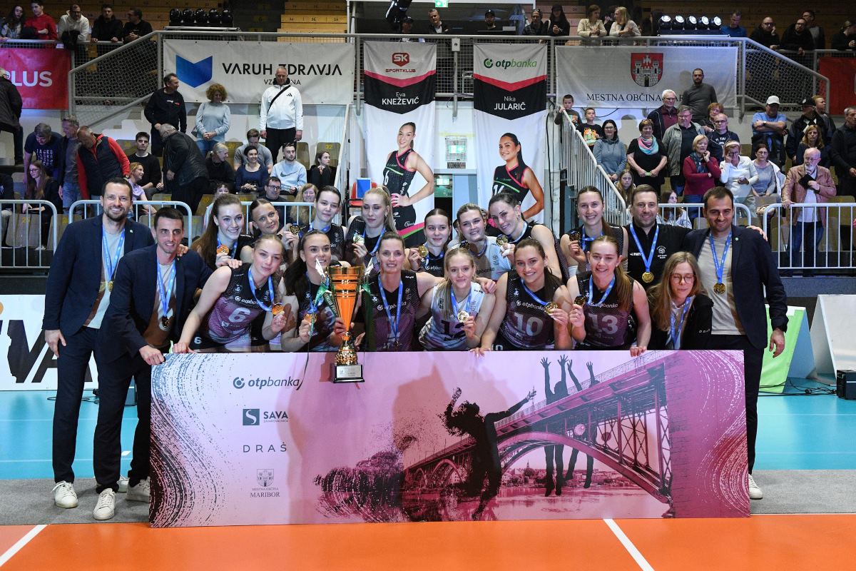 Odbojkarska naslova znova za Ljubljančane in Mariborčanke 