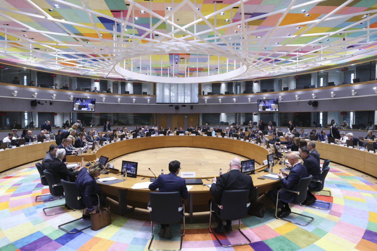 EU potrebuje odprtje Hormuške ožine, a tudi reformo WTO