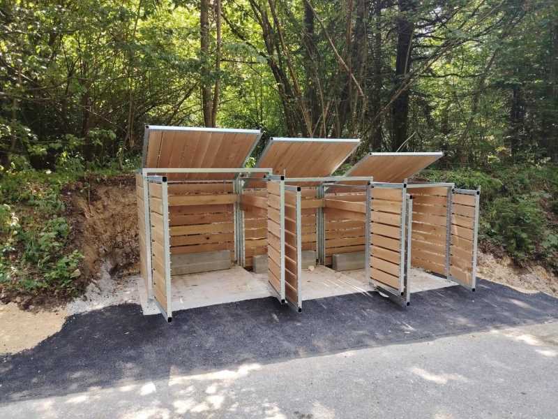 Z novimi smetnjaki za večjo varnost prebivalstva pred medvedi 