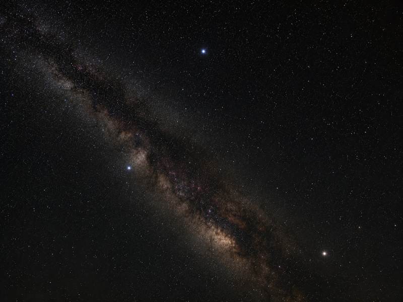 poletni trikotnik vega deneb altair poletno nocno nebo