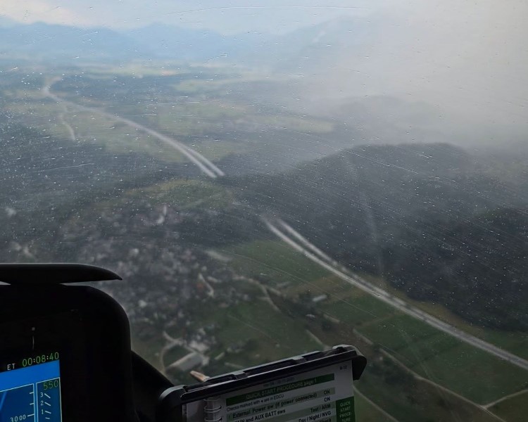 V gorah je treba nenehno preverjati vremensko sliko in bežati pred nevihtami 