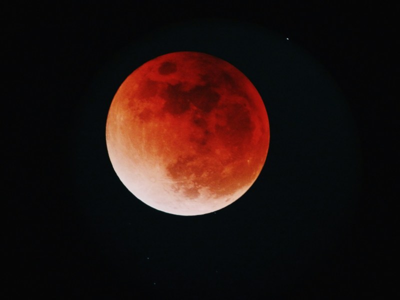 krvava luna zemljina senca