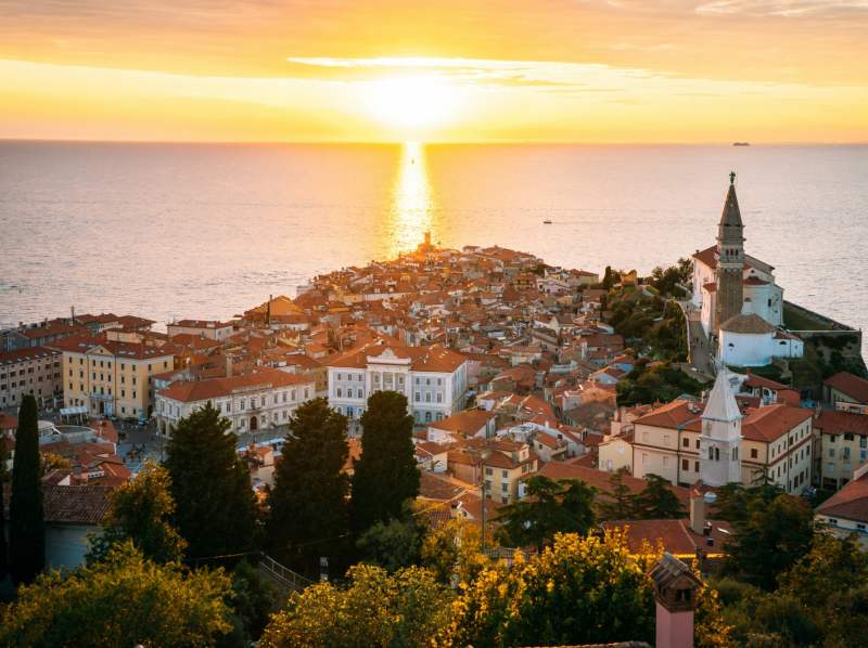 Danes do 35 °C, jutri celo do 36 °C: na severu možna kakšna vročinska nevihta 1 vreme danes slovenija do 35 stopinj