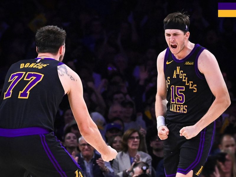 Navijači Lakersov že nestrpno čakajo na začetek nove sezone Lige NBA 1 Navijači Lakersov že nestrpno čakajo na začetek nove sezone Lige NBA