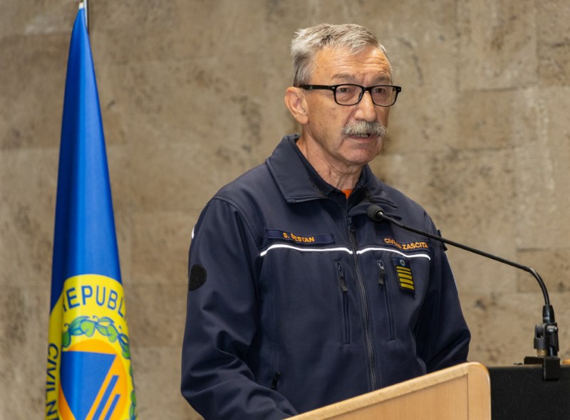 Poveljnik Civilne zaščite bo začasno tudi njen generalni direktor