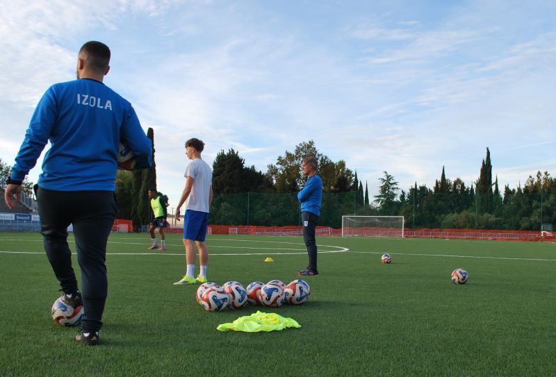 EKSKLUZIVNO Nogometni trener Mark Strukelj o razvoju igralcev krizi v Italiji in spominih na Liverpool 3