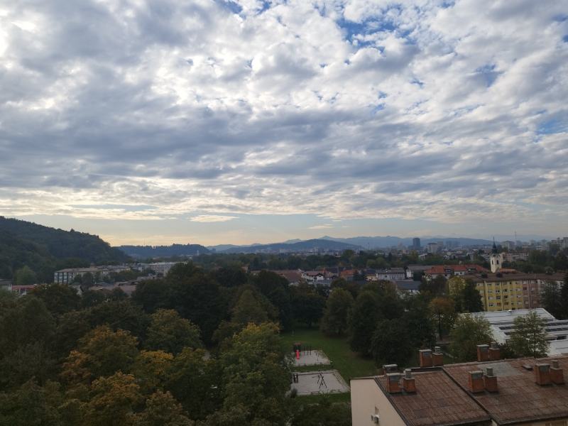 vreme danes 7 oktober 2026 slovenija